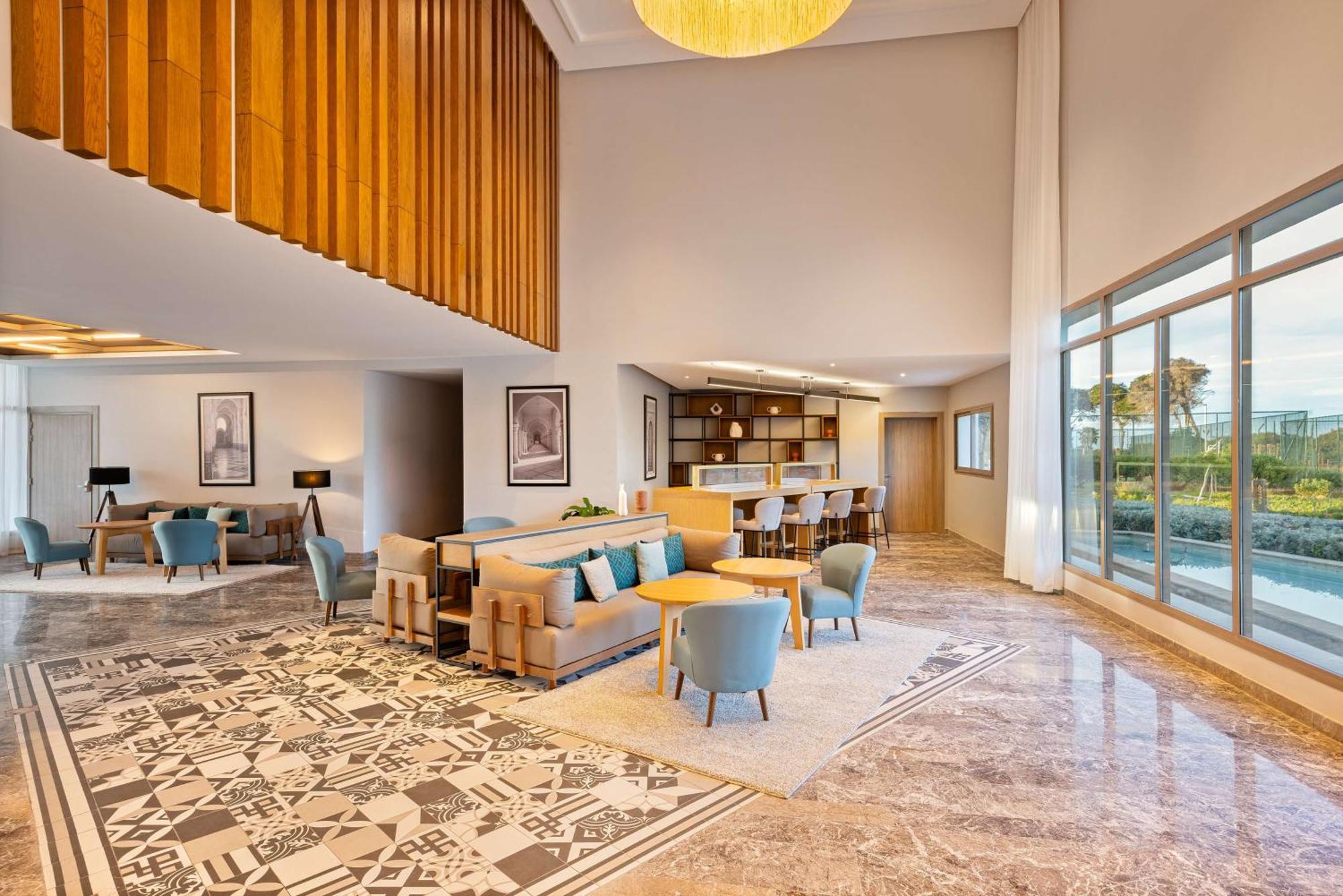 Radisson Blu Resort Al Hoceima Bagian luar foto The lounge at the airport